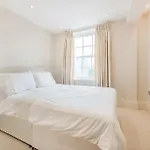 Luxury Fulham Apartment
