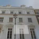 Paddington Southwick Street Apartments