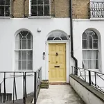 Joivy Cosy 1-Bed Flat In Angel, Close To Tube