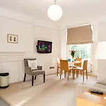 Blueprint Living Apartments - Doughty Street