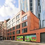 Saco Liverpool Street - Strype Street