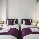 Smart Stay Swiss Cottage