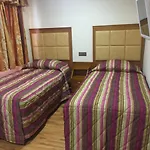 White House Hotel