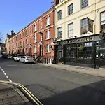 Shroton Street Apartments