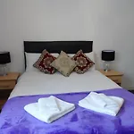 Metro House Star Accommodation