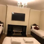 Albany Hotel