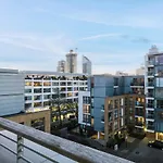 Elegant 1 Bed Flat With Balcony In Islington