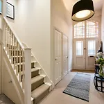 Central London Mews House