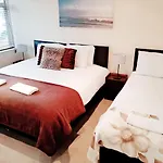 Cogie House