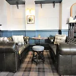 Summerfield Pub & Boutique Rooms