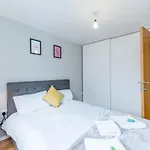2 Bed Cozy Apartment In Euston Station Free Wifi
