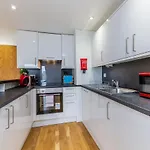 2 Bed Cozy Apartment In Euston Station Free Wifi