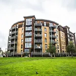 Modern Studio Apartment In Hackney