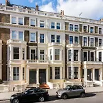 Fantastic 3 Bed Apartment In Earls Court