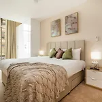 Crawford Suites Serviced Apartments