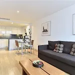 Thames Bridges Apartments