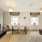 Chiltern And Baker Luxury Suites