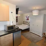 King\'S Cross Comfy Studio