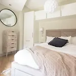 The Soho Loft - Elegant & Modern 1Bdr
