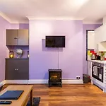 Highbury & Islington Apartments