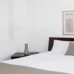 Carnaby Inn Apartment