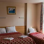Romanos Hotel