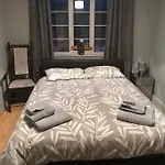 Bright,Tasteful And Comfortable Flat In Trendy Shorditch.