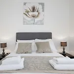 Devons Road Apartments By Citadel