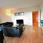 Zen Apartments - Canary Wharf