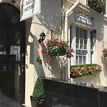St George Hotel