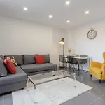 Gorgeous Duplex Near Canary Wharf, Excel & O2