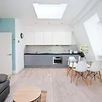Interlude House E Penthouse By City Living London