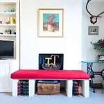 Short Term Let in Fulham
