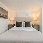 Luxury Notting Hill Duplex Apartment