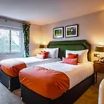 Aragon House