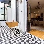 Philbeach Balcony- 2Bed Flat In Earls Ct