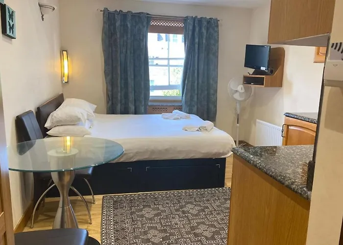 5Th Flr Studio For 2 Near Hyde Park-R21-Building32