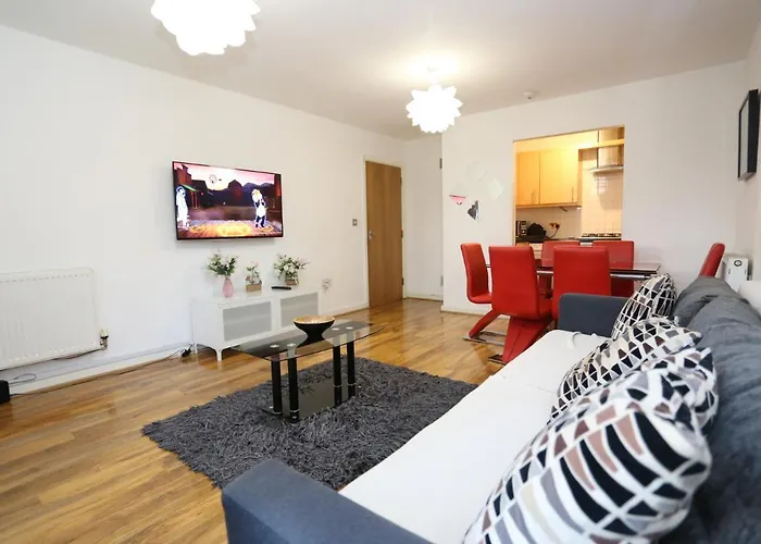 Bridge House Apartment
