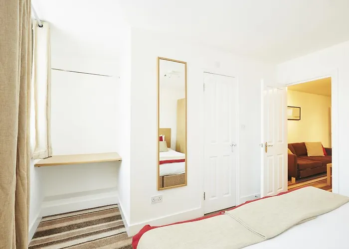 Apple Apartments East London