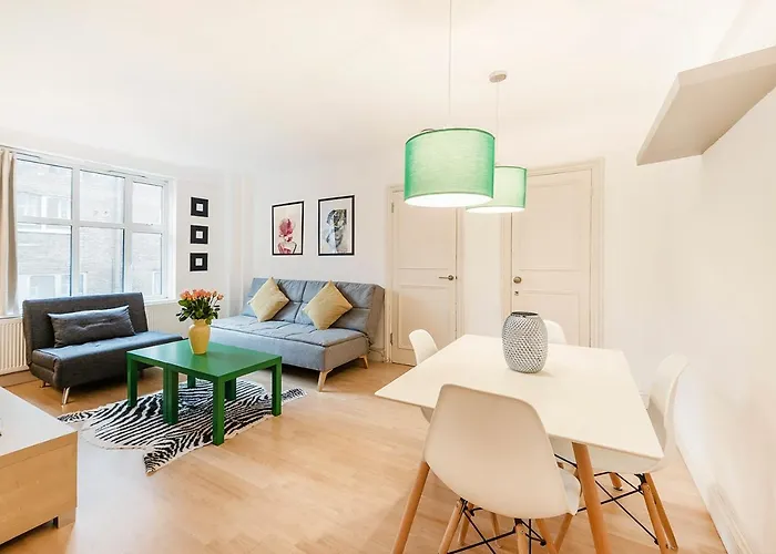 Park Apartment