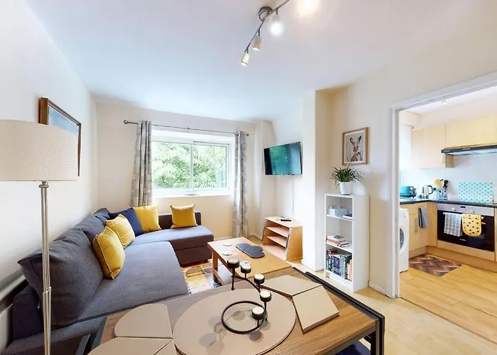 Lovely 1 bedroom flat in Wimbledon