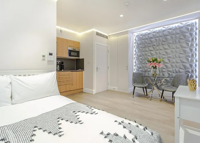 Guilford Street Apartments