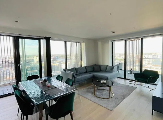 Riverside Rooms And Apartments