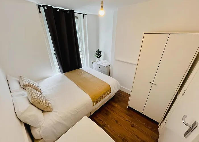Room In Central London, Soho - 07