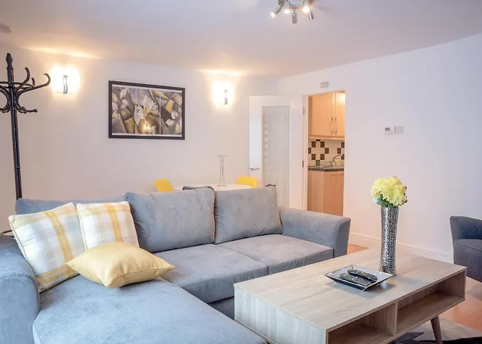 2Bed Apartment in Camden