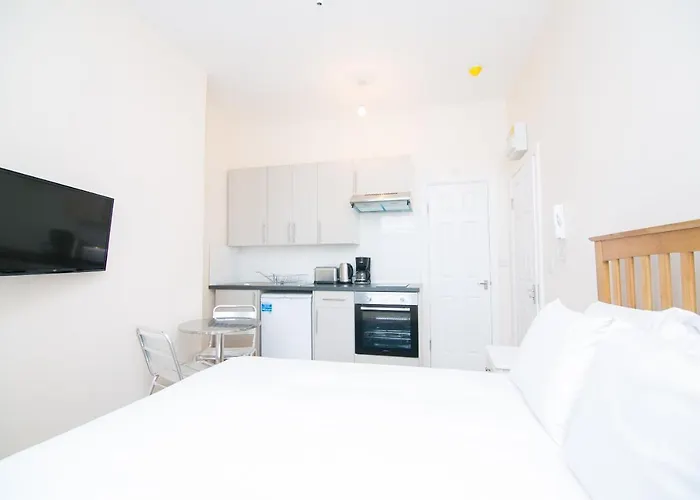 Earl\'S Court Studios