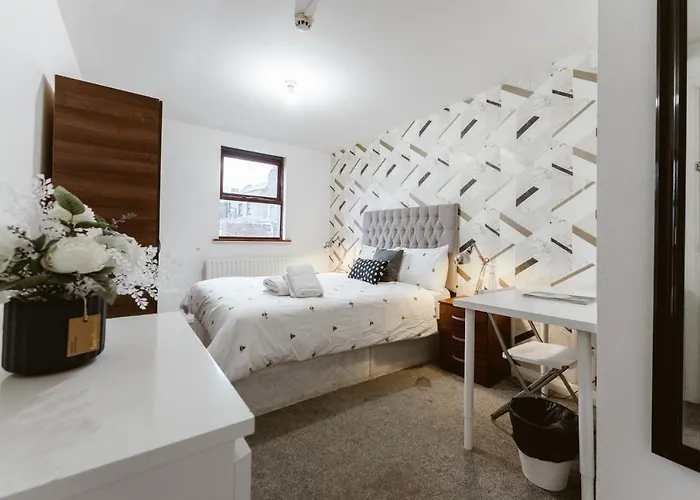 Whitechapel en-suite beds to stay