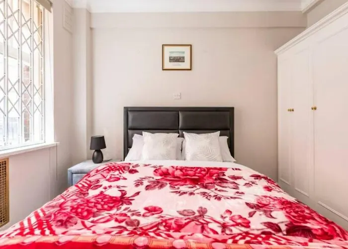 Great Mayfair London Flat