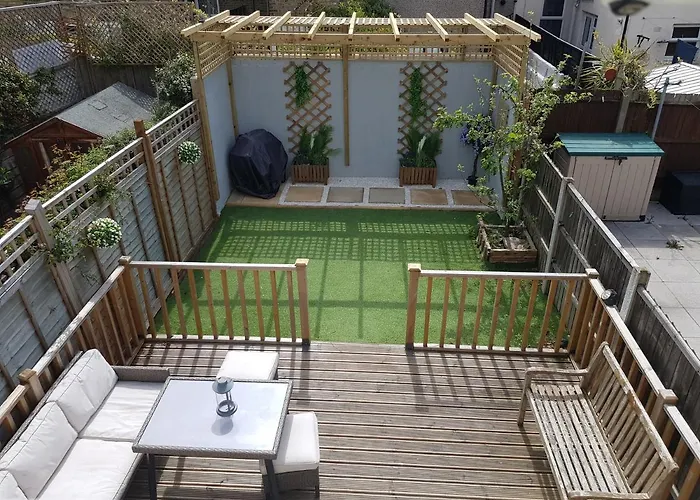 Beautiful Home In London