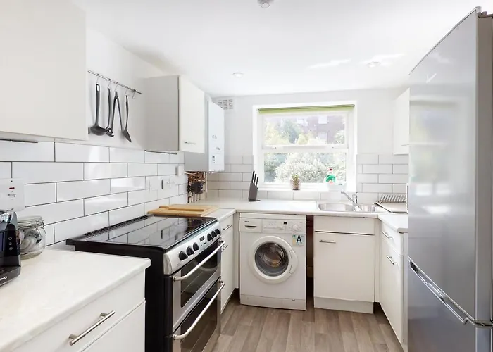 Lovely 1 Bedroom Flat In Shepherd\'S Bush